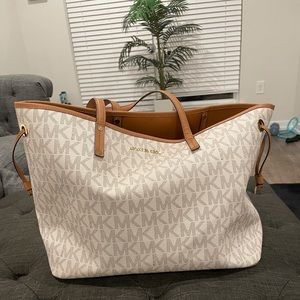 Michael Kors Tote
